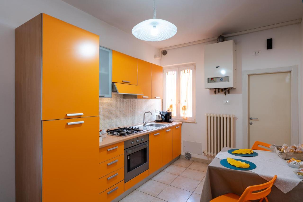 La Casa Di Oliva Apartment Macerata Exterior photo